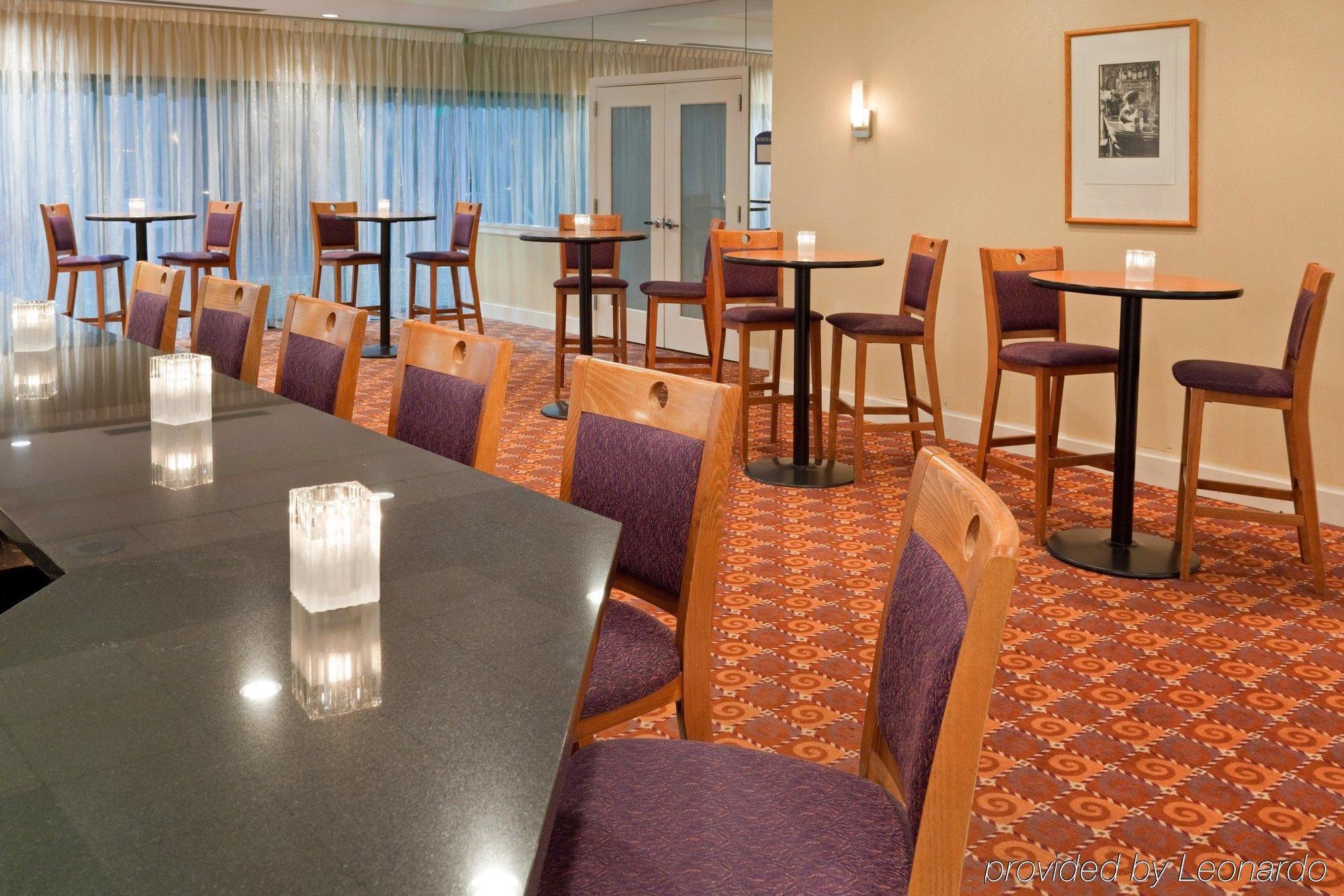 Holiday Inn Princeton By Ihg Ресторант снимка